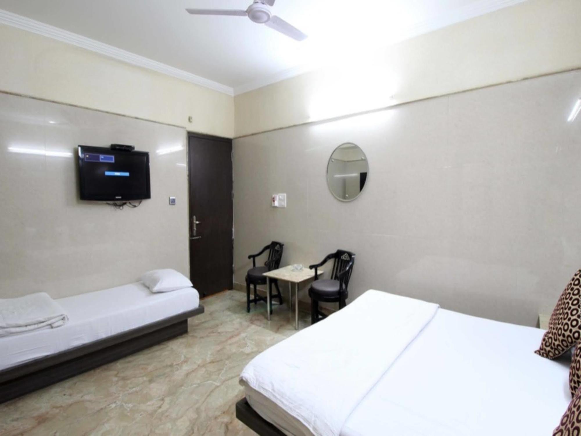 Hotel Singh Palace Δελχί Εξωτερικό φωτογραφία